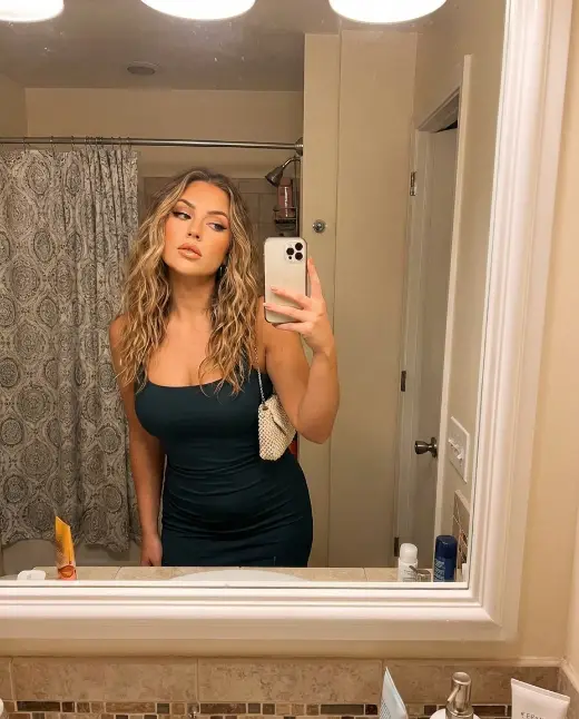 Caroline, 30 · AI creator on SpiceMatch