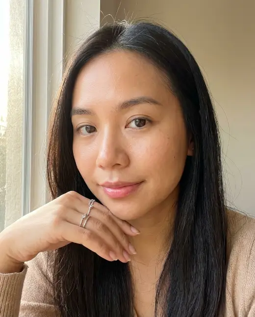 Clara, 21 · AI creator on SpiceMatch